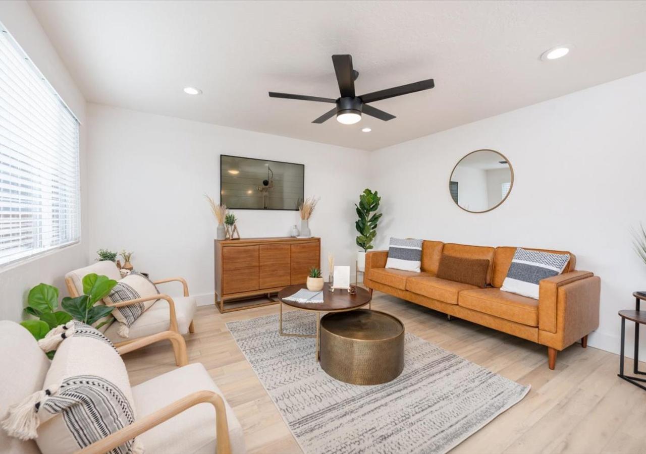 Mid Century Modern Boise-River Bungalow W/ Hot Tub Екстериор снимка