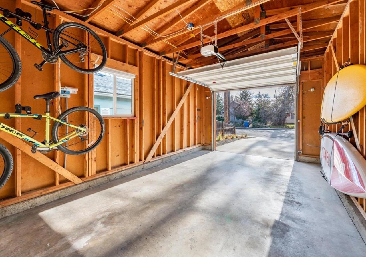 Mid Century Modern Boise-River Bungalow W/ Hot Tub Екстериор снимка